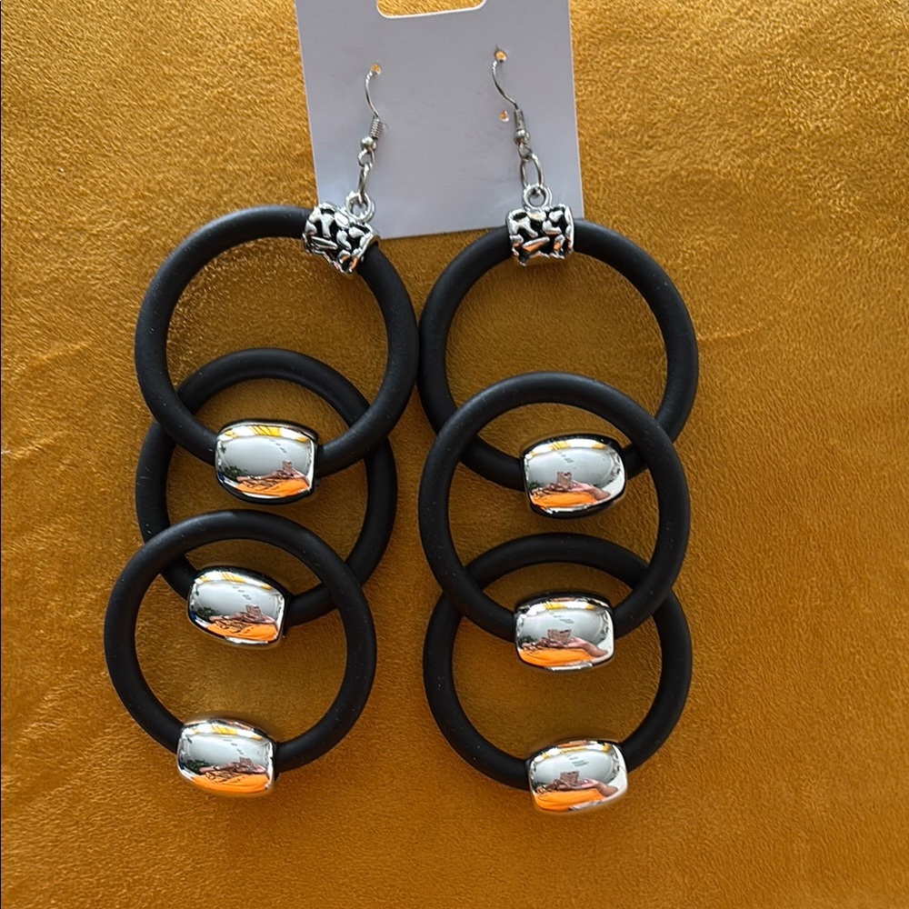 Elegant Black and Silver Hoop Earrings